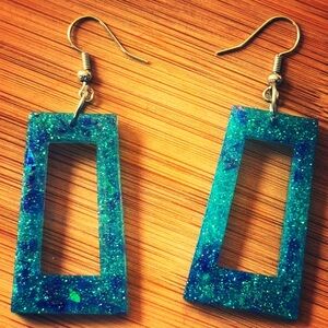 Sparkling Blue Raspberry Lemonade Retro Earrings